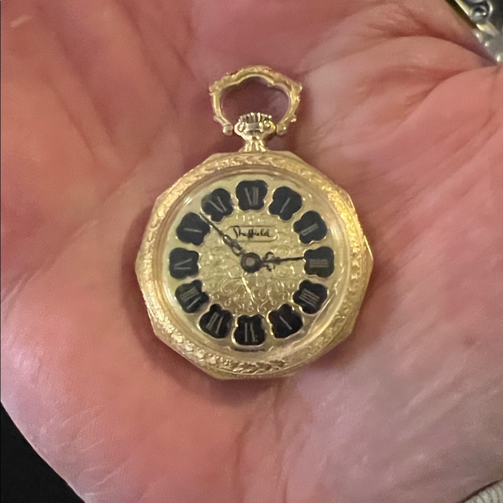 Vintage Ladies Sheffield Gold Black Swiss Made Pendant Pocket Watch Floral Case